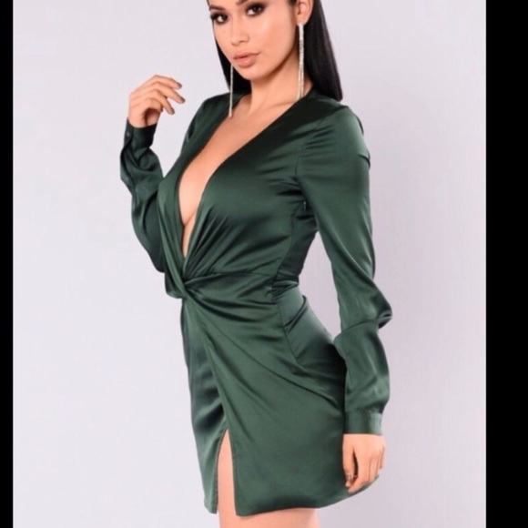 fashion nova low cut mini dress - Picture 3 of 3
